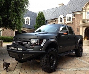 superpikap_ford_f-150_raptor_snova_poluchit_8_cilindrov